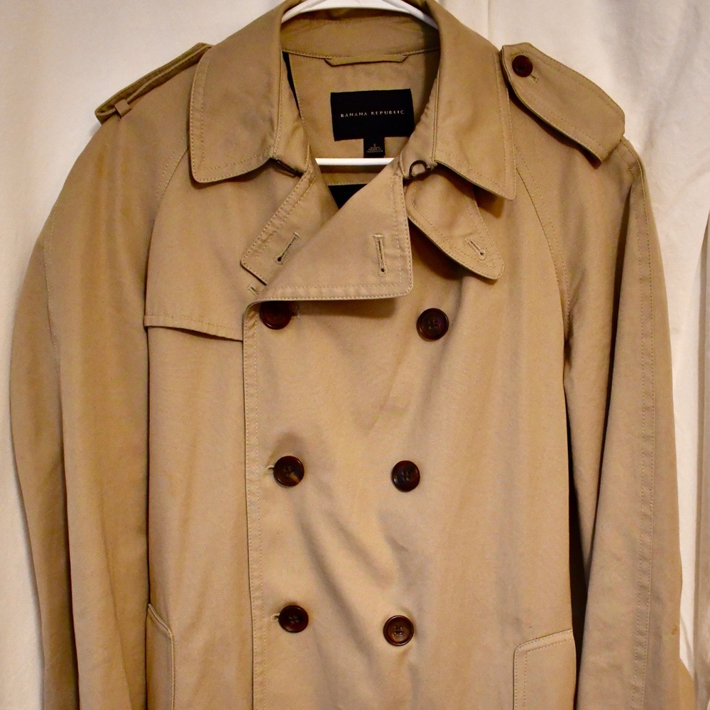 Banana Republic Men’s Khaki Trench Classic